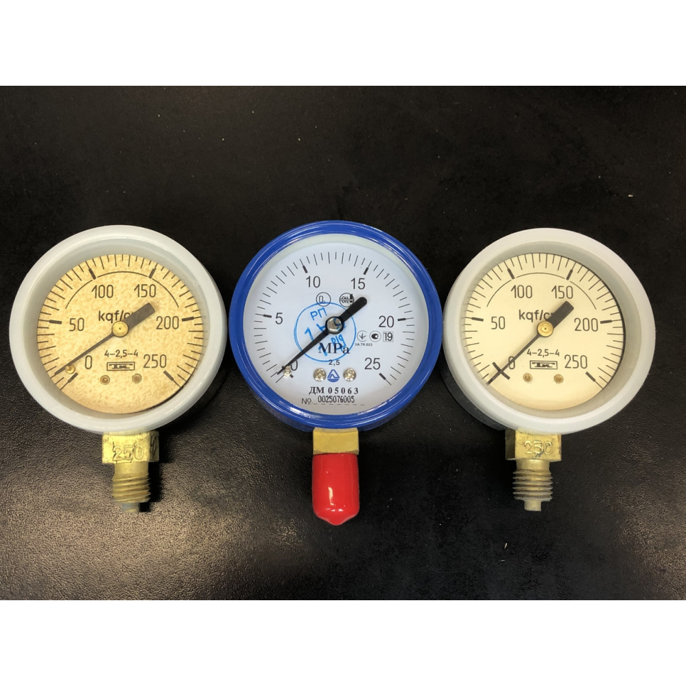 МТП-1М Манометр загальнотехнічний 250 кгс/см2 (25МПа,25000кПа) Ф63мм М12*1,5 радіальний (час спрор-НОВІ!!!!